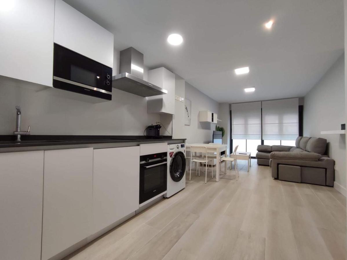 Apartamento La Estacion Con Terraza 기욘 외부 사진