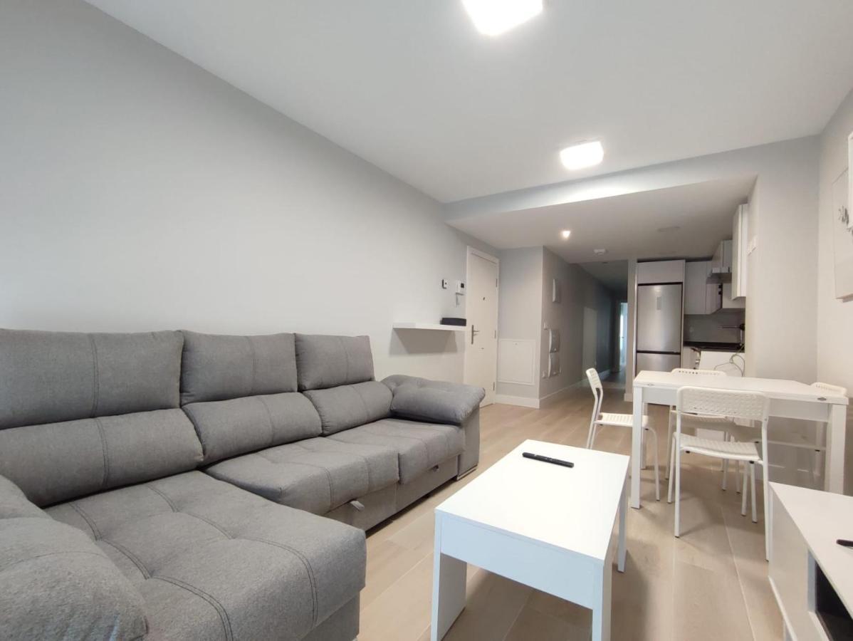 Apartamento La Estacion Con Terraza 기욘 외부 사진